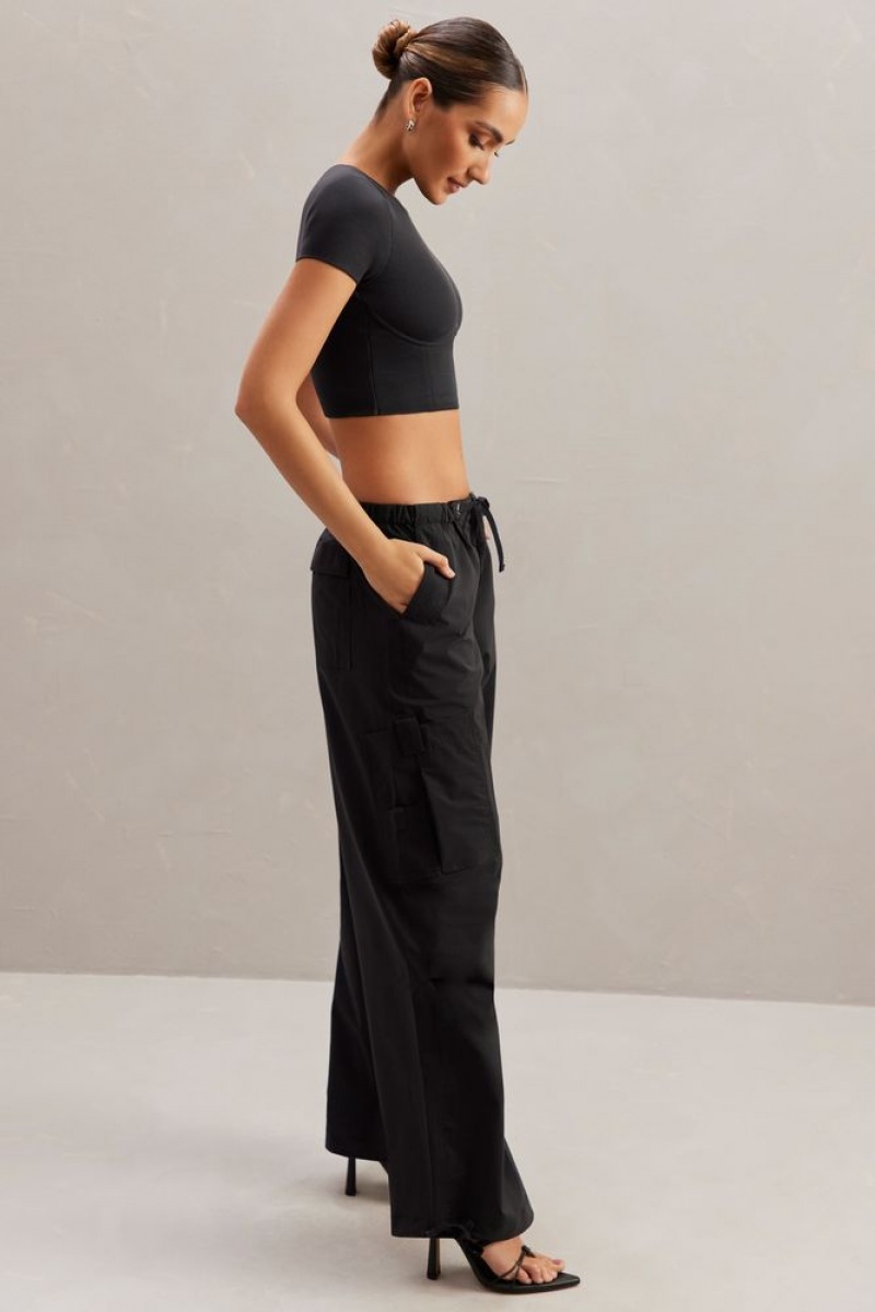 Black Oh Polly Aara Monowire Crop Top | QBOP-80413