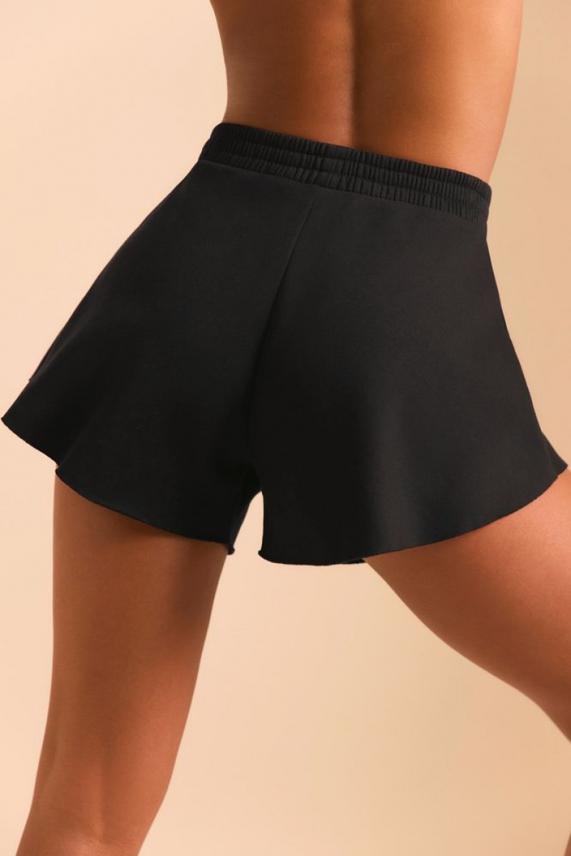 Black Oh Polly Relax Sweat Shorts | TXWG-14027