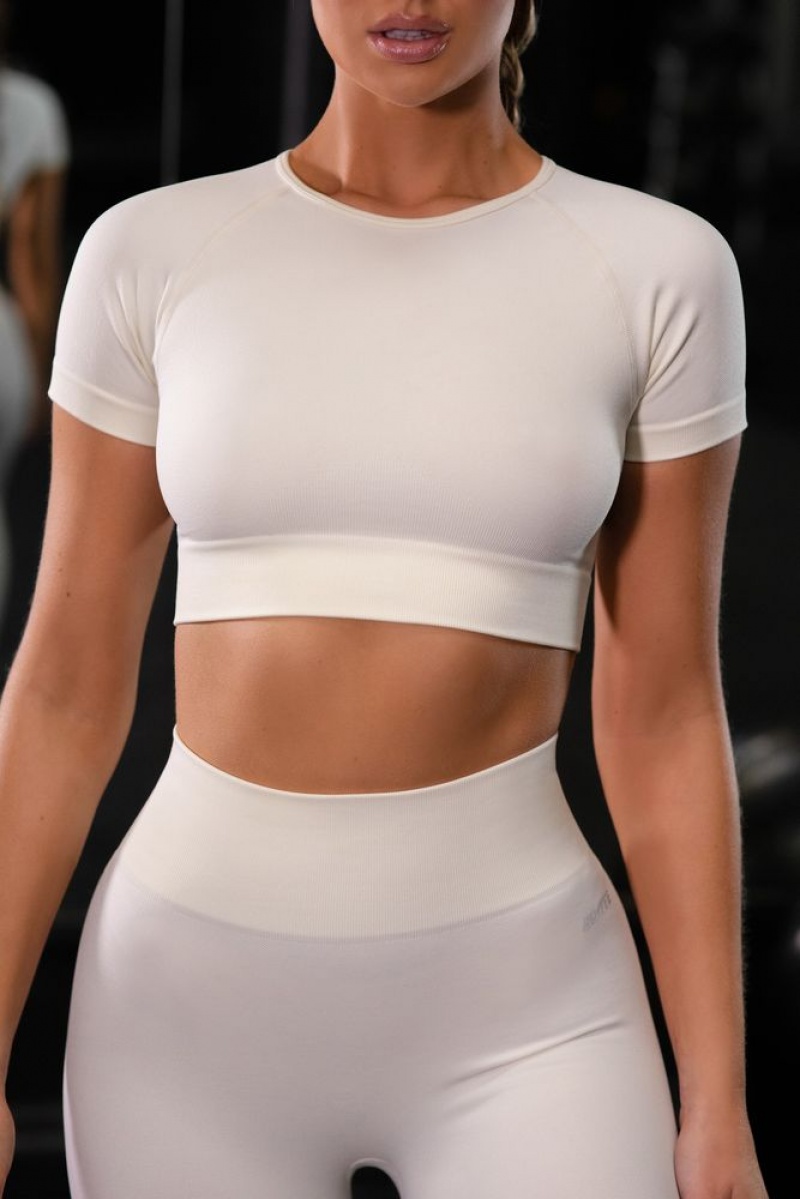 Cream Oh Polly Determined Seamless Crop Top | BHJV-27304