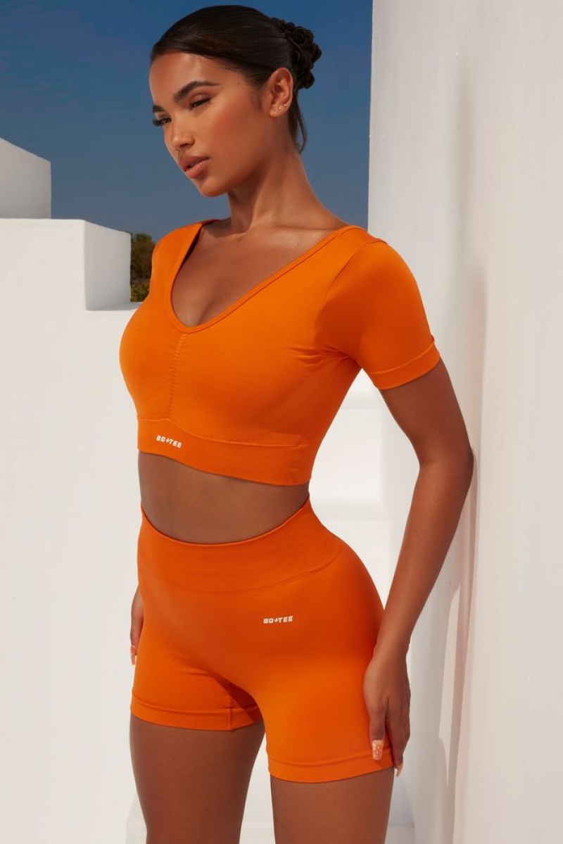 Deep Orange Oh Polly Gradient Scoop Neck Ruched Crop Top | EYKQ-73402