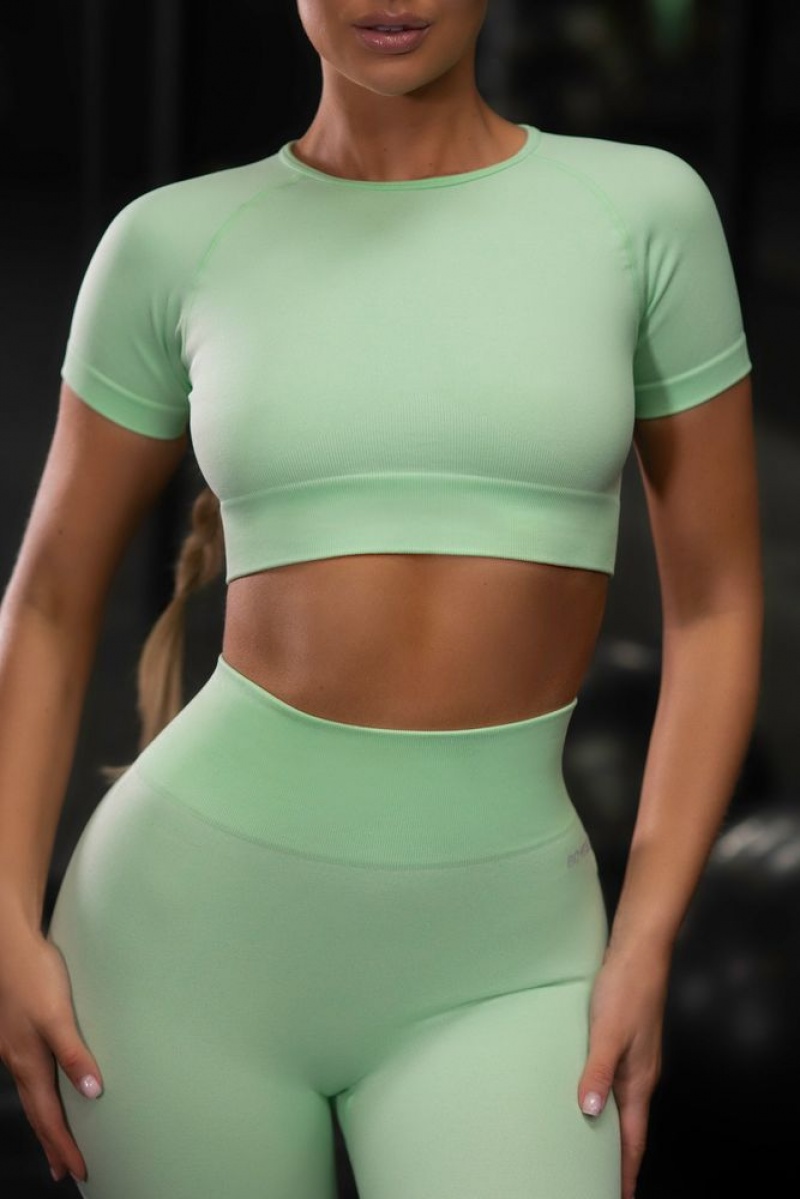 Green Oh Polly Determined Seamless Crop Top | FGRA-62384