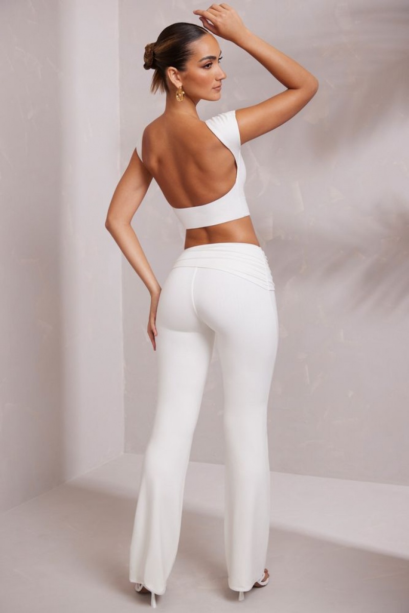 White Oh Polly Hollis Petite Mid Rise Straight Leg Trousers | IPES-43581