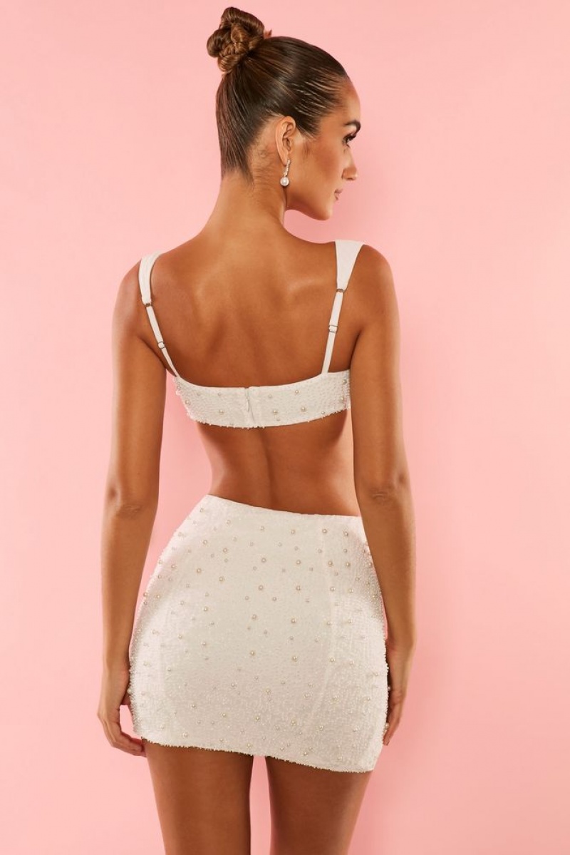 White Oh Polly Larvotto Low Plunge Neck Crop Top | VXUY-21034